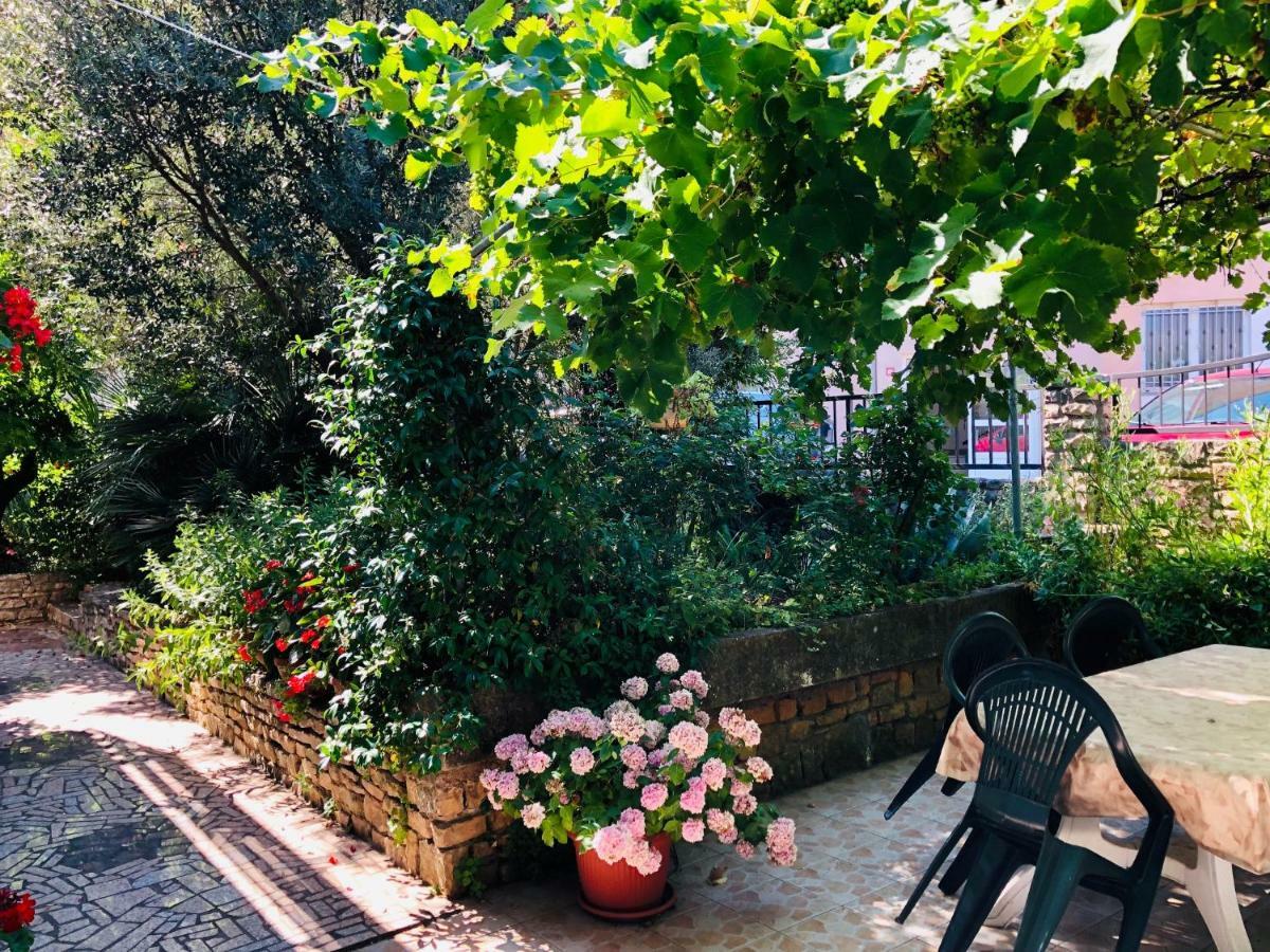 Apartment Rosita 1